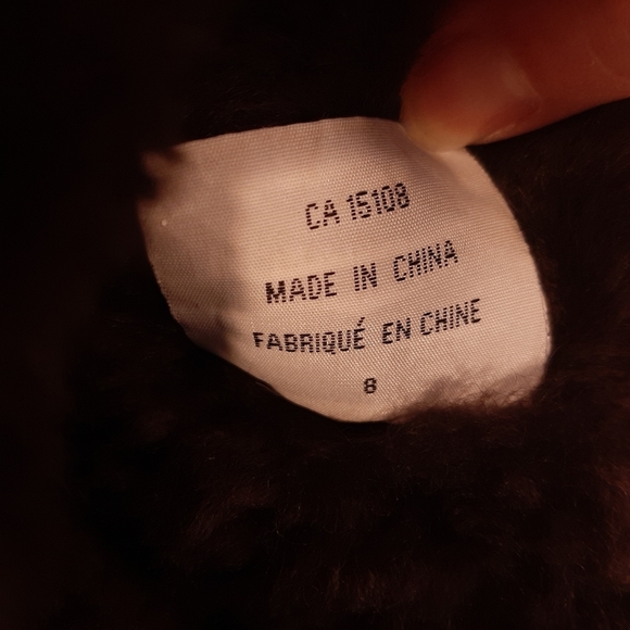 Kirkland Signature Sheepskin Shearling Boots Mid Calf Foldover Buckle Winter - Picture 13 of 15